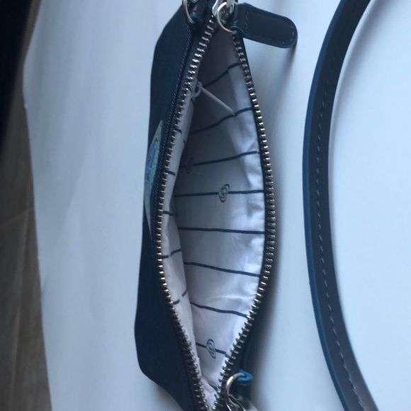 Brighton Crossbody - Picture 5 of 10